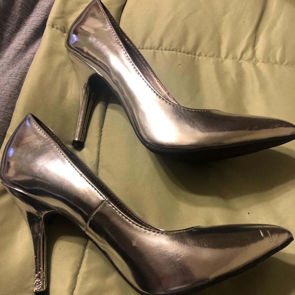 Mossimo Shiny Silver Heels
